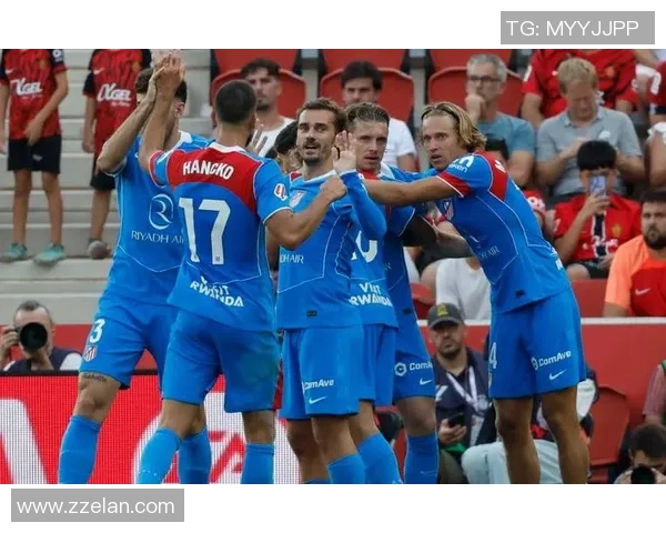 西甲精彩对决拜仁与马竞战成平局意外瞬间引发全场热烈反响